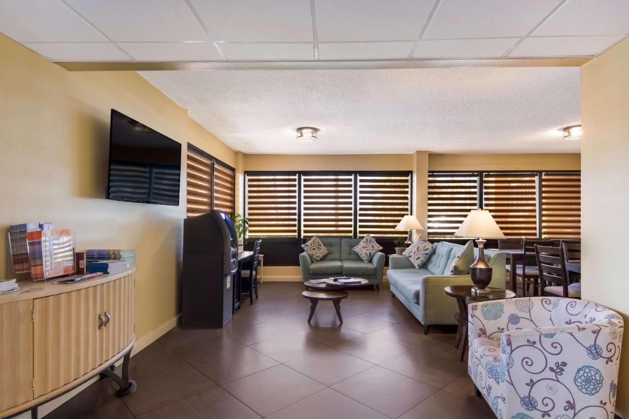 Surestay Hotel By Best Western St Pete Clearwater Airport Exterior photo